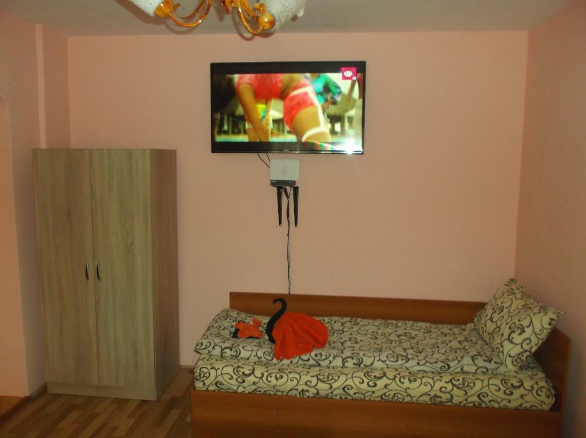 Apartament 2 Camere Semidecomandat "La Gicu" Sulina Eksteriør billede