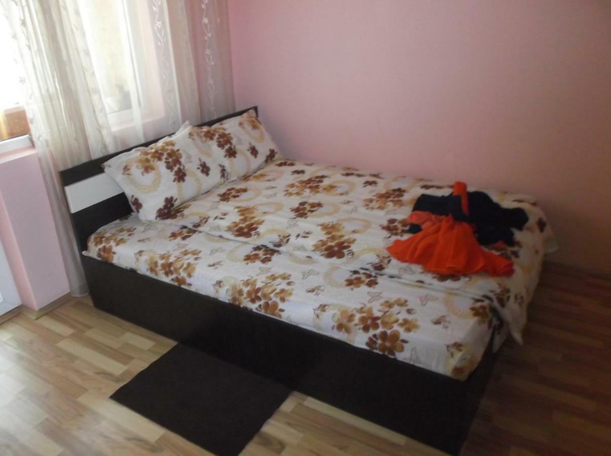 Apartament 2 Camere Semidecomandat "La Gicu" Sulina Eksteriør billede